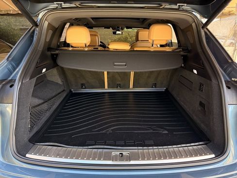 Used 2019 Porsche Cayenne image 11