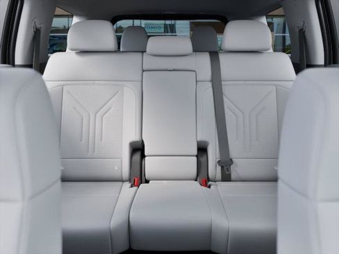New 2026 Hyundai Santa Fe SEL FWD image 12