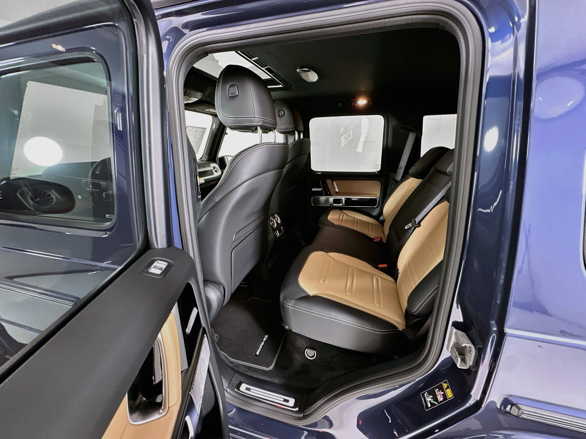 New 2027 Mercedes-Benz G 580 e image 27