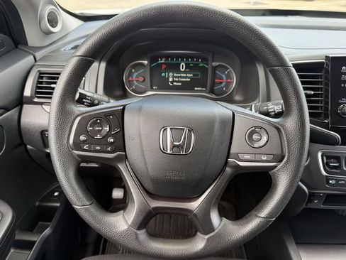 Used 2020 Honda Pilot EX image 12