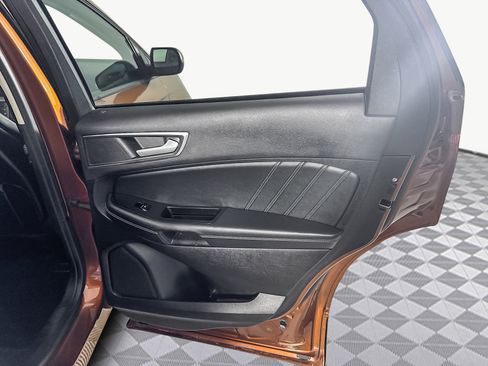 Used 2017 Ford Edge Sport w/ Technology Package image 28