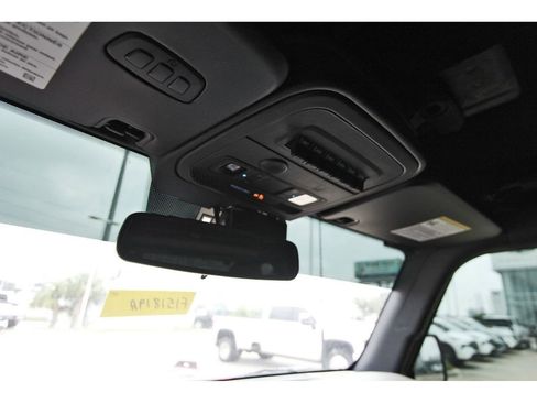 Used 2024 Ford Bronco Wildtrak AWD/4WD image 16