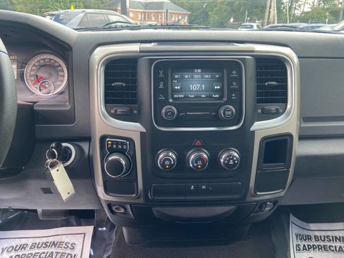 Used 2015 RAM 1500 Classic SLT image 14