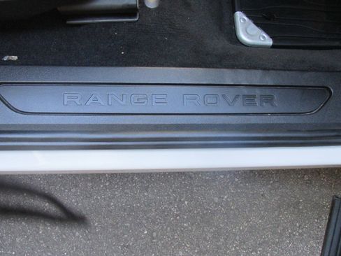 Used 2020 Land Rover Range Rover Evoque S image 69
