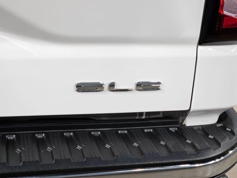 Used 2019 GMC Sierra 1500 SLE w/ SLE Value Package image 36