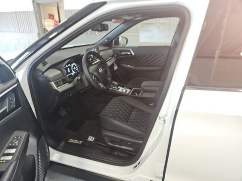 New 2026 Nissan Rogue Platinum AWD/4WD image 9