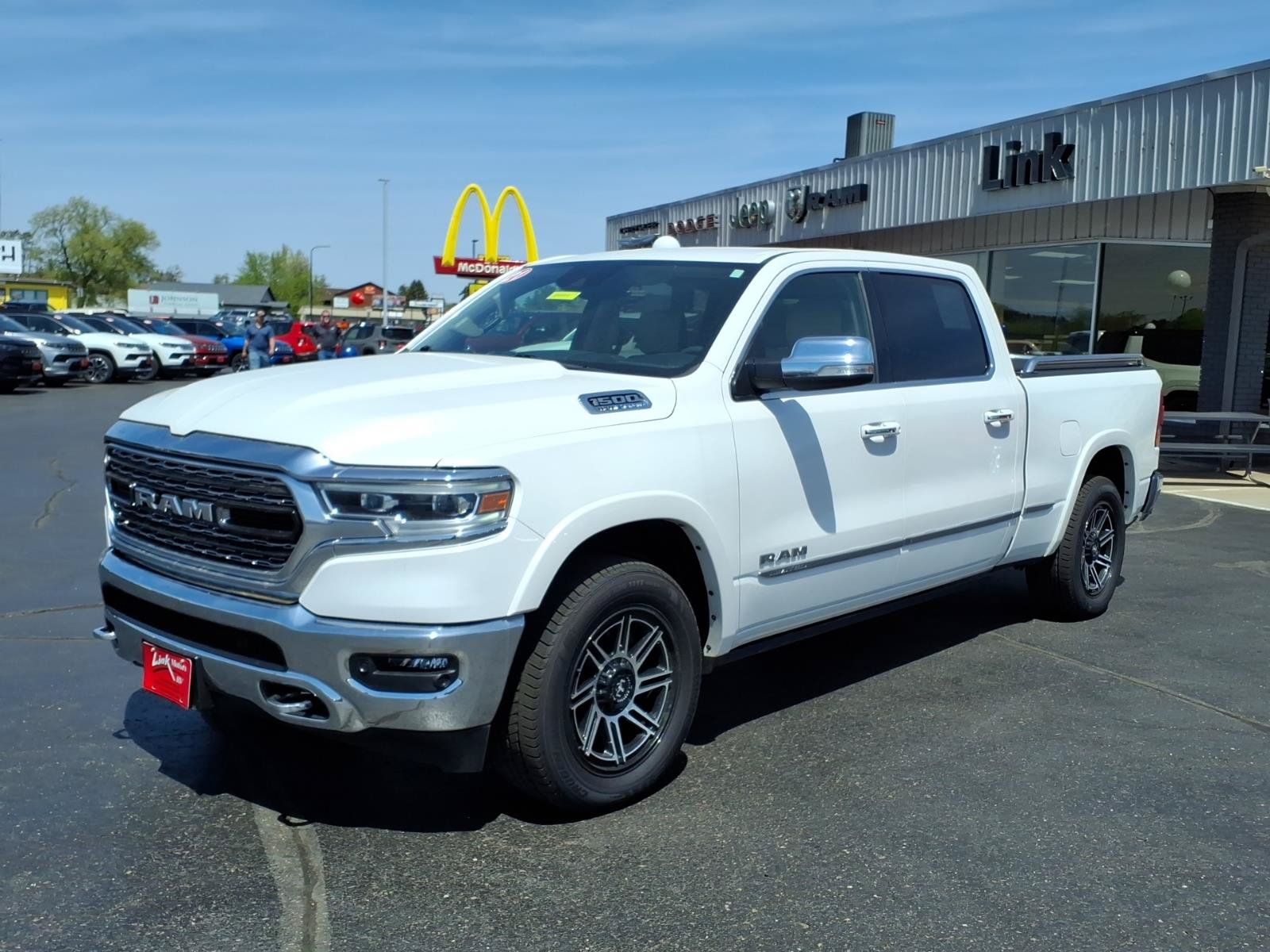 Used 2021 RAM 1500 Limited AWD/4WD image 8