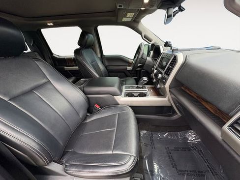 Used 2018 Ford F150 Lariat w/ Equipment Group 502A Luxury image 14