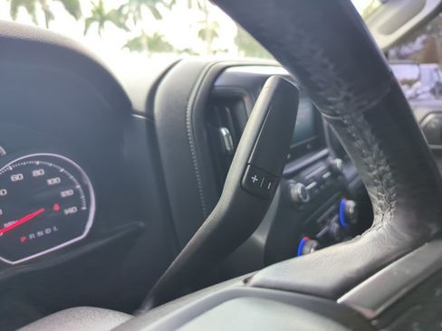 Used 2019 Chevrolet Silverado 1500 LT w/ All-Star Edition RWD image 8