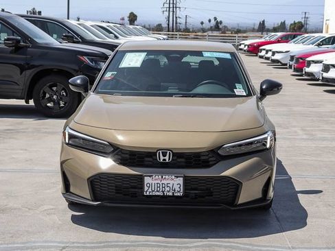 Used 2025 Honda Civic Sport image 4
