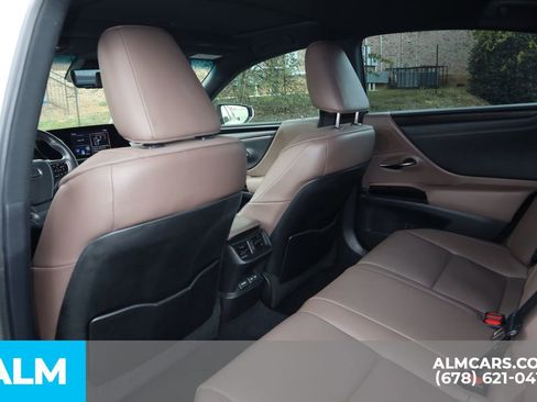 Used 2022 Lexus ES 300h w/ Premium Package image 21