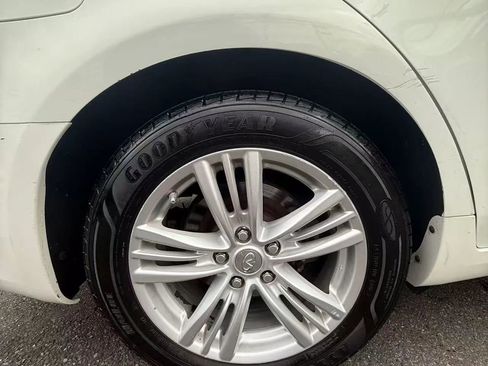 Used 2012 INFINITI G37 x Sedan w/ Premium Pkg image 24