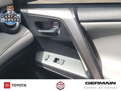 Used 2018 Toyota RAV4 XLE FWD image 28