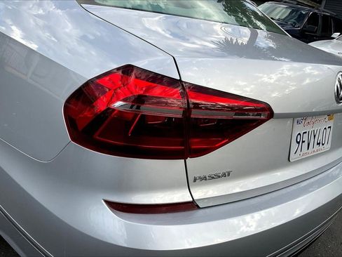 Used 2018 Volkswagen Passat 2.0T S image 30