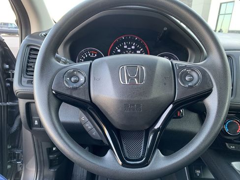 Used 2021 Honda HR-V LX image 15