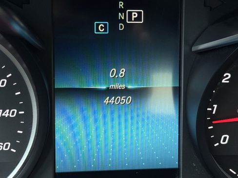 Used 2019 Mercedes-Benz C 300 C 300 image 3