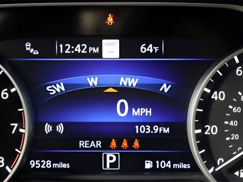 Used 2024 Nissan Murano SL image 12