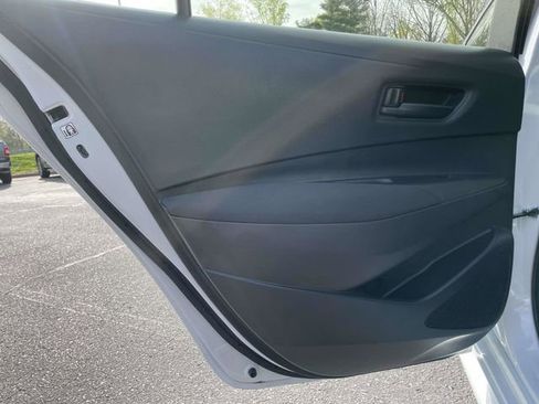 Used 2026 Toyota Corolla LE FWD image 15