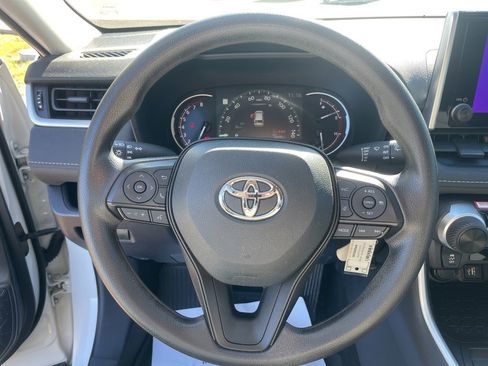 Used 2024 Toyota RAV4 LE image 23