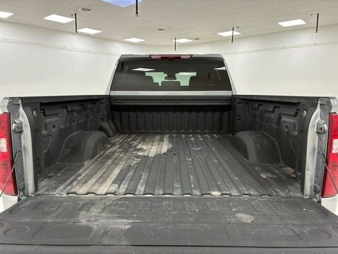 Certified 2024 Chevrolet Silverado 2500 Custom AWD/4WD image 17
