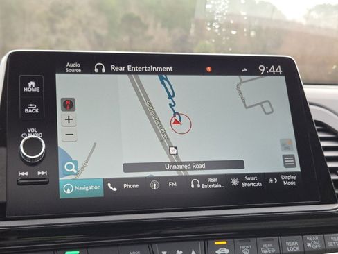 New 2026 Honda Odyssey Touring image 4