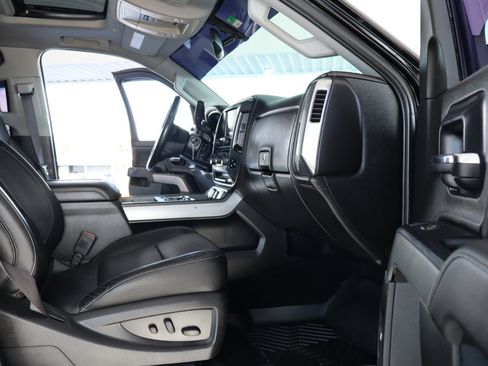 Used 2015 Chevrolet Silverado 2500 LTZ image 34