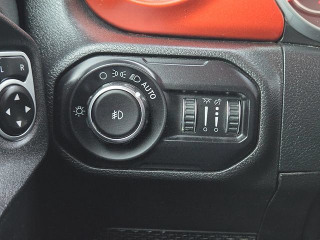 Used 2018 Jeep Wrangler Unlimited Rubicon AWD/4WD image 21