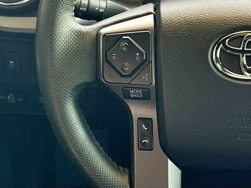 Used 2023 Toyota Tacoma TRD Sport RWD image 11