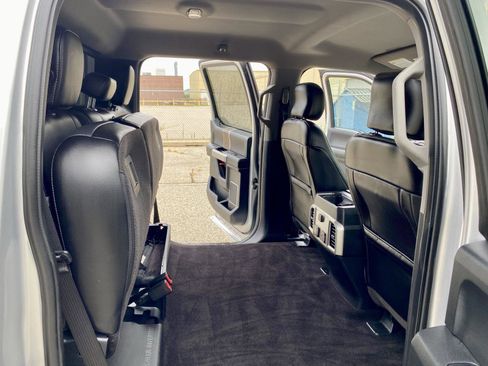 Used 2017 Ford F150 Lariat image 20