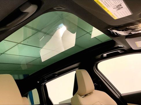 Certified 2025 BMW X3 xDrive30i w/ Convenience Package image 26