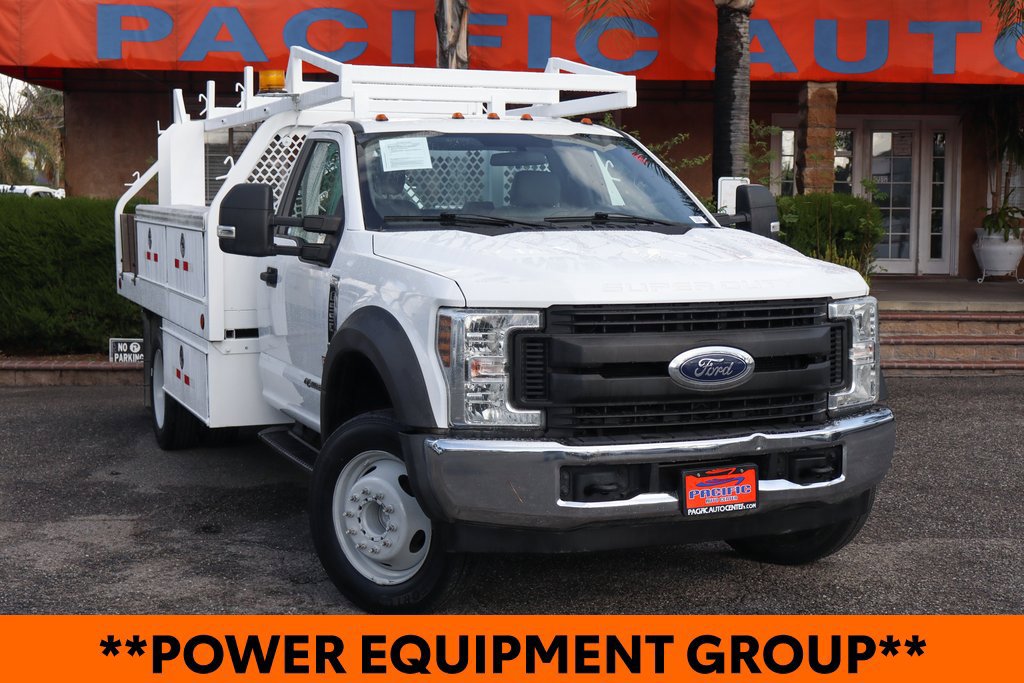 Used 2019 Ford F550 2WD Regular Cab Super Duty image 2