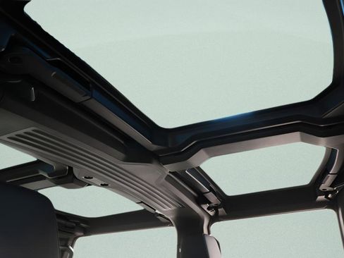 Used 2025 GMC Hummer EV 3X w/ LPO, Illumination Package image 10