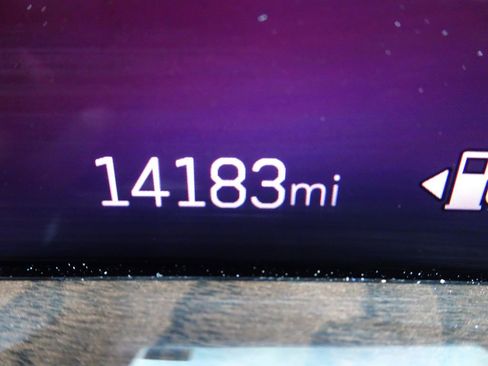 Certified 2025 Cadillac Escalade Sport Platinum w/ LPO, Floor Liner Package image 22