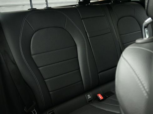 Used 2022 Mercedes-Benz GLC 300 4MATIC image 30