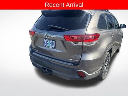 Used 2017 Toyota Highlander AWD V6