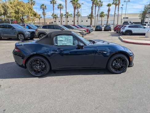 New 2026 MAZDA MX-5 Miata Club w/ Interior Package RWD image 8