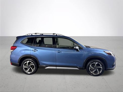 Used 2023 Subaru Forester Touring AWD/4WD image 5