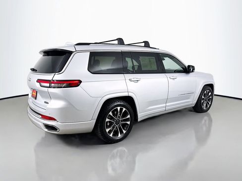 Used 2022 Jeep Grand Cherokee L Overland w/ Luxury Tech Group IV AWD/4WD image 8