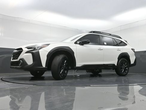 Used 2023 Subaru Outback Onyx Edition AWD/4WD image 25