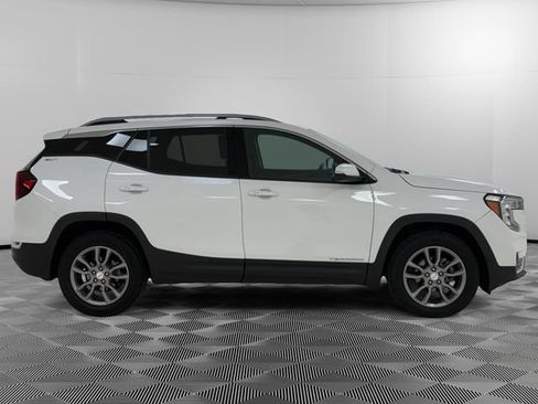 Used 2024 GMC Terrain SLT w/ Infotainment Package II AWD/4WD image 6