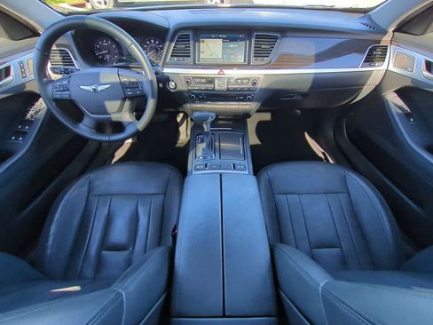 Used 2018 Genesis G80 3.8 w/ Option Group 02 image 15