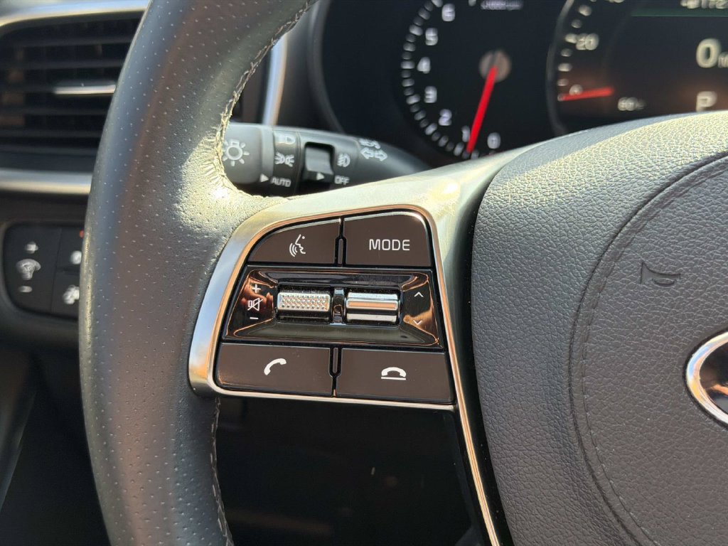 Used 2019 Kia Sorento SX FWD image 21