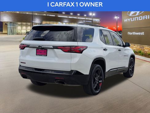 Used 2023 Chevrolet Traverse Premier w/ Redline Edition FWD image 7