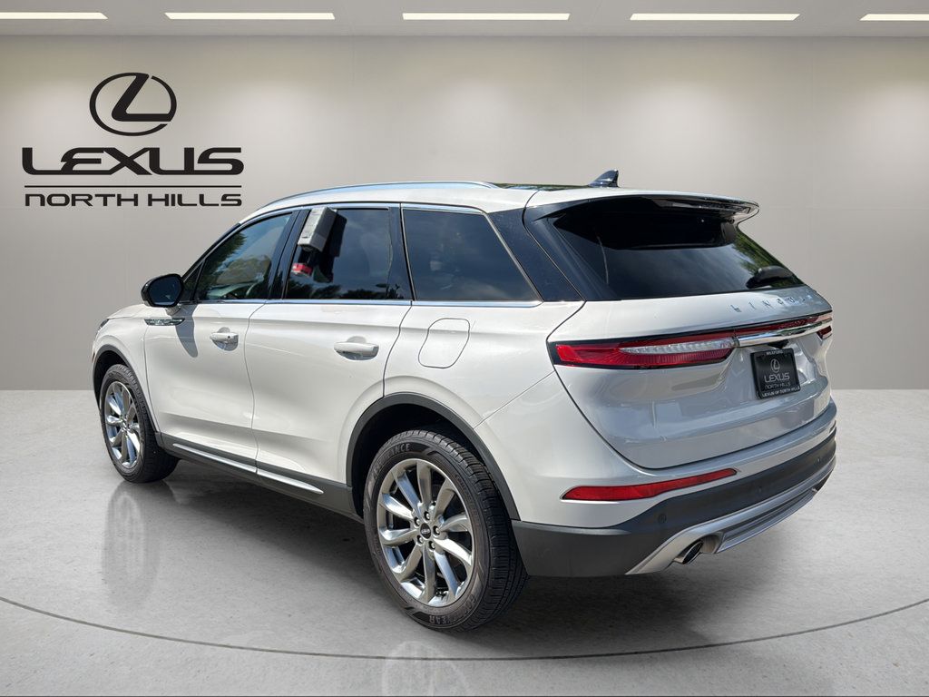 Used 2020 Lincoln Corsair AWD w/ Premium Package image 8