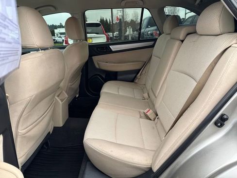 Used 2017 Subaru Outback 2.5i image 13