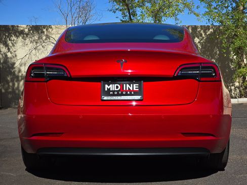 Used 2022 Tesla Model 3 RWD image 9