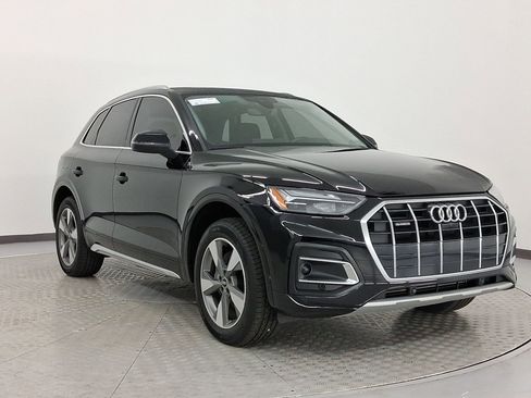Used 2023 Audi Q5 Premium Plus w/ Premium Plus Package image 7