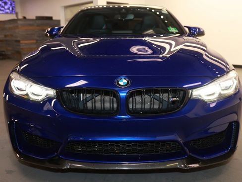Used 2019 BMW M4 CS w/ Executive Package image 2