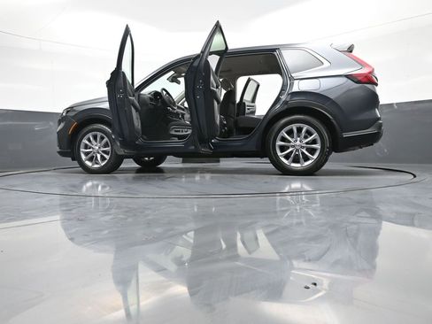 Certified 2023 Honda CR-V EX image 48