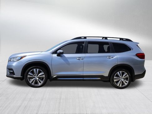 Used 2022 Subaru Ascent Limited w/ Technology Package image 4